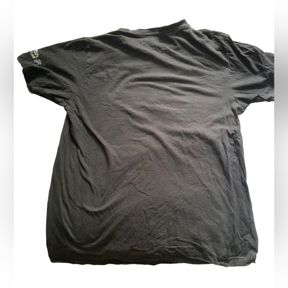 Leafs Shirt - Picture 2 of 2